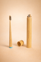 Pack Familiar 4 Cepillos y 4 Estuches de viaje de bambu